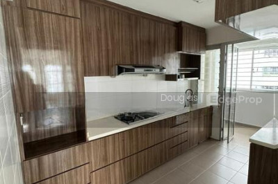 333B ANCHORVALE LINK HDB | Listing