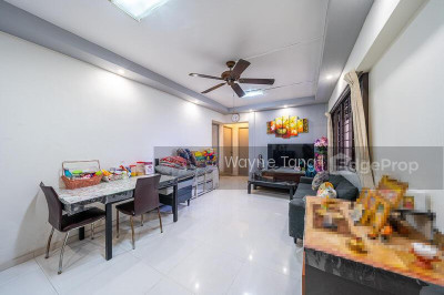 17 JALAN TENTERAM HDB | Listing