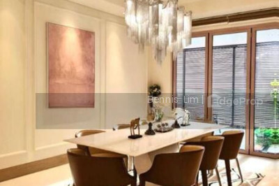 THE RITZ-CARLTON RESIDENCES Apartment / Condo | Listing