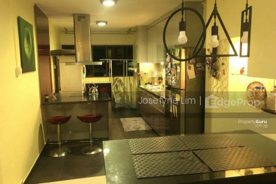 301 JURONG EAST STREET 32 HDB | Listing