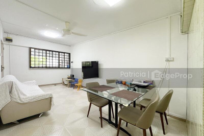 287 TAMPINES STREET 22 HDB | Listing