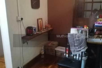 990B JURONG WEST STREET 93 HDB | Listing