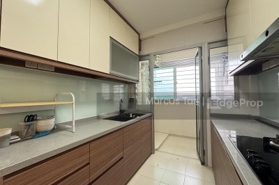 671A EDGEFIELD PLAINS HDB | Listing