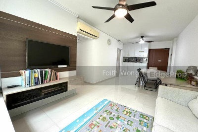 61A STRATHMORE AVENUE HDB | Listing