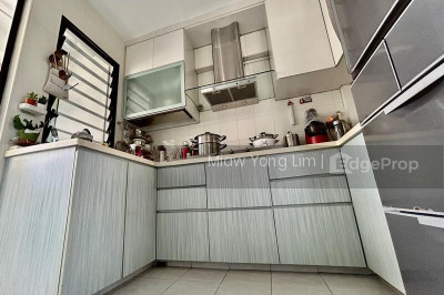 220A BEDOK CENTRAL HDB | Listing