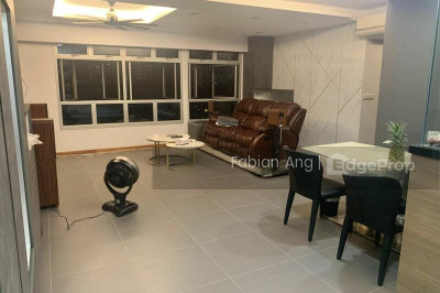 523A TAMPINES CENTRAL 7 HDB | Listing