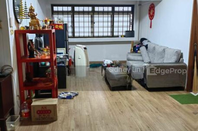 706 JURONG WEST STREET 71 HDB | Listing