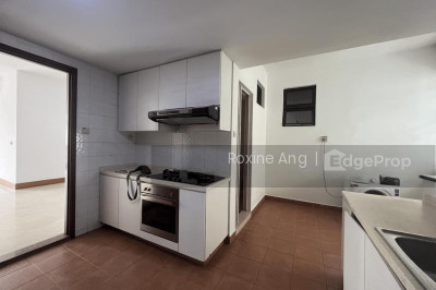 SELETARIS Apartment / Condo | Listing