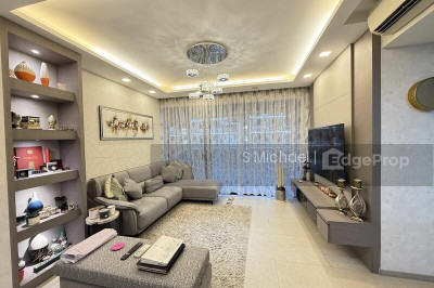 INZ RESIDENCE Apartment / Condo | Listing