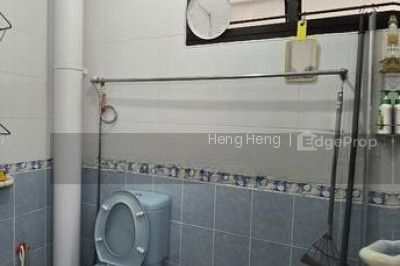 195 GOLDEN CLOVER HDB | Listing