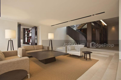 BEVERLY HILL Apartment / Condo | Listing