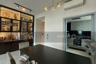 VARSITY PARK CONDOMINIUM Apartment / Condo | Listing