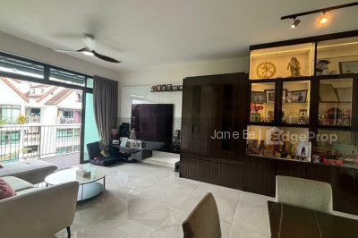 VARSITY PARK CONDOMINIUM Apartment / Condo | Listing