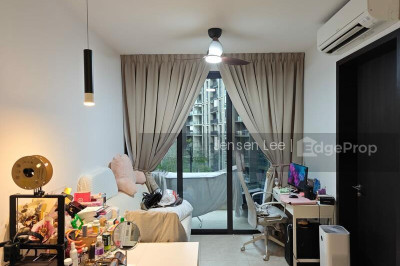 PARK COLONIAL Apartment / Condo | Listing