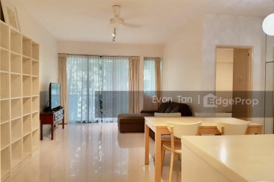 WEST BAY CONDO Apartment / Condo | Listing