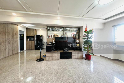 19 QUEEN'S CLOSE HDB | Listing