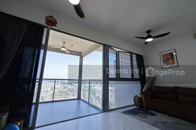 CENTRO RESIDENCES Apartment / Condo | Listing