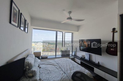 CENTRO RESIDENCES Apartment / Condo | Listing