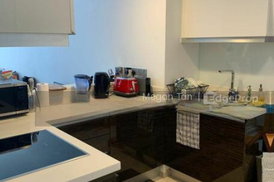 MARINA BAY SUITES Apartment / Condo | Listing