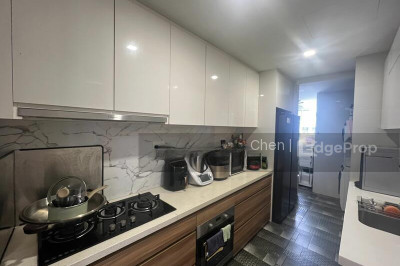 SKIES MILTONIA Apartment / Condo | Listing