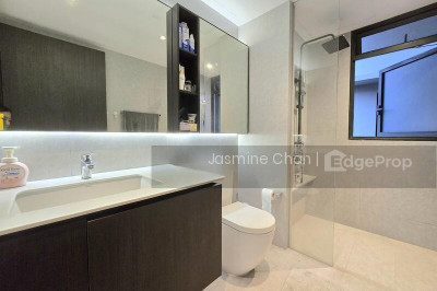 INZ RESIDENCE Apartment / Condo | Listing