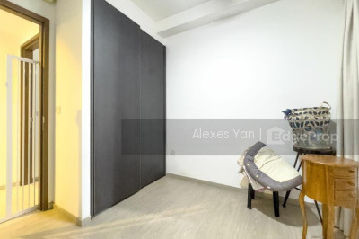 INZ RESIDENCE Apartment / Condo | Listing