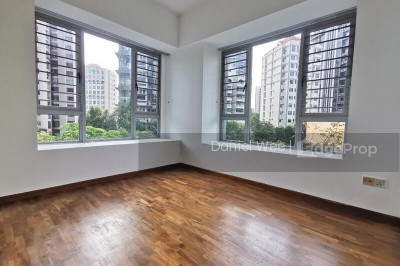 DE ROYALE Apartment / Condo | Listing