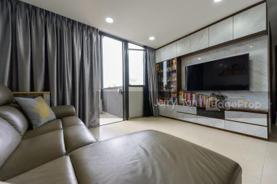 INZ RESIDENCE Apartment / Condo | Listing