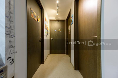 INZ RESIDENCE Apartment / Condo | Listing