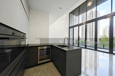 SLOANE RESIDENCES Apartment / Condo | Listing