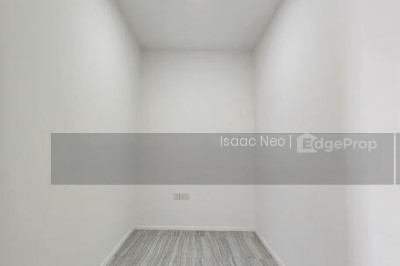 PARC ESTA Apartment / Condo | Listing