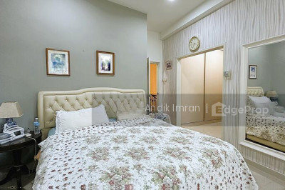 LAKEPOINT CONDO Apartment / Condo | Listing