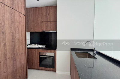 PHOENIX RESIDENCES Apartment / Condo | Listing