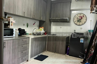 109B EDGEDALE PLAINS HDB | Listing