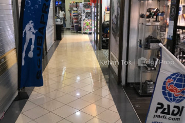 QUEENSWAY SHOPPING CENTRE Commercial | Listing