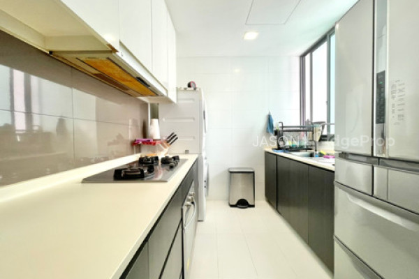 ESPARINA RESIDENCES Apartment / Condo | Listing