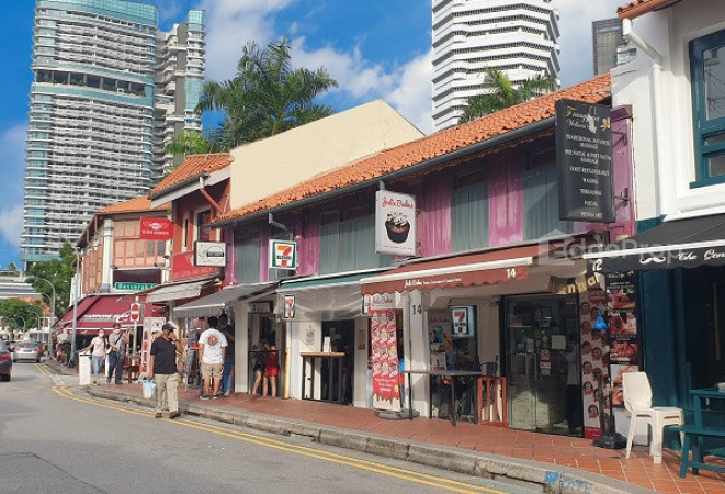 Three adjoining conservation shophouses in Kampong Glam on the market for $7.64 mil - Property News