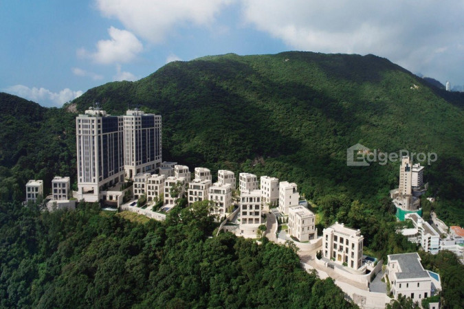 Who is the buyer of the US$82 million property on The Peak - Asia's most expensive flat? - Property News