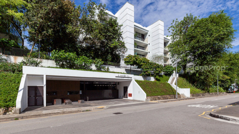 Second of two sheriff’s sales of triplex townhouses at 8 Nassim Hill for $8.8 mil - Property News