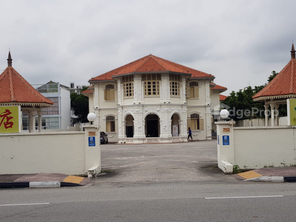 [UPDATE] Conservation bungalow at Mountbatten Road, now Sing Hoe Hotel, for sale at $27 mil - Property News
