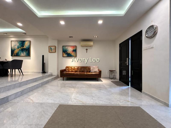 Space @ Kovan RENOVATED TERRACE KOVAN HOUGANG SERANGOON MRT Landed For Sale m_2290258 ...
