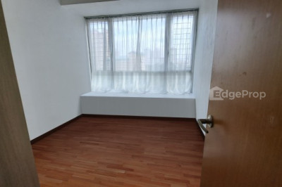 CLOVER BY THE PARK Apartment / Condo | Listing