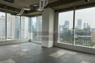 CENTRAL, CONNECTED OFFICE Commercial | Listing