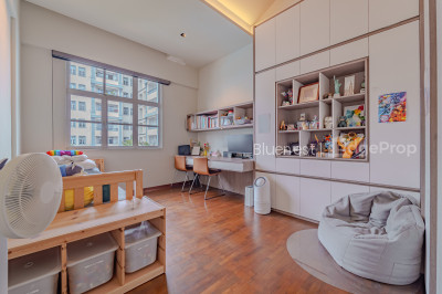 LA SUISSE Apartment / Condo | Listing