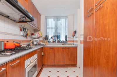 MONTROSA Apartment / Condo | Listing