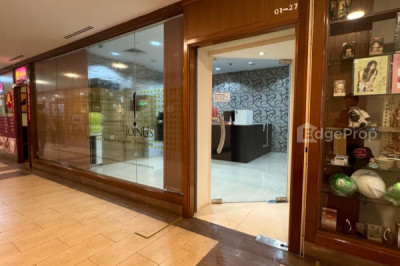 BURLINGTON SQUARE Commercial | Listing