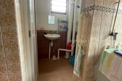 232 BAIN STREET HDB | Listing