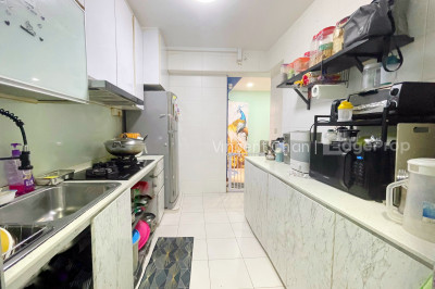 523A TAMPINES CENTRAL 7 HDB | Listing