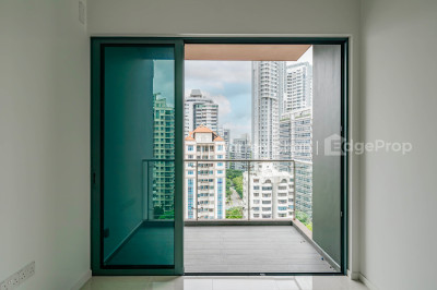 VERTICUS Apartment / Condo | Listing