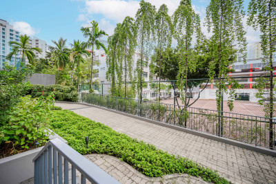 WATERBAY Apartment / Condo | Listing